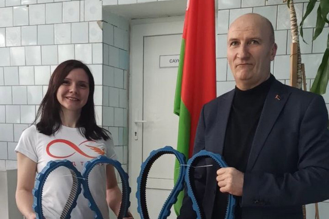 вручение подарка