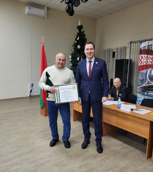 Кацуро Владимир